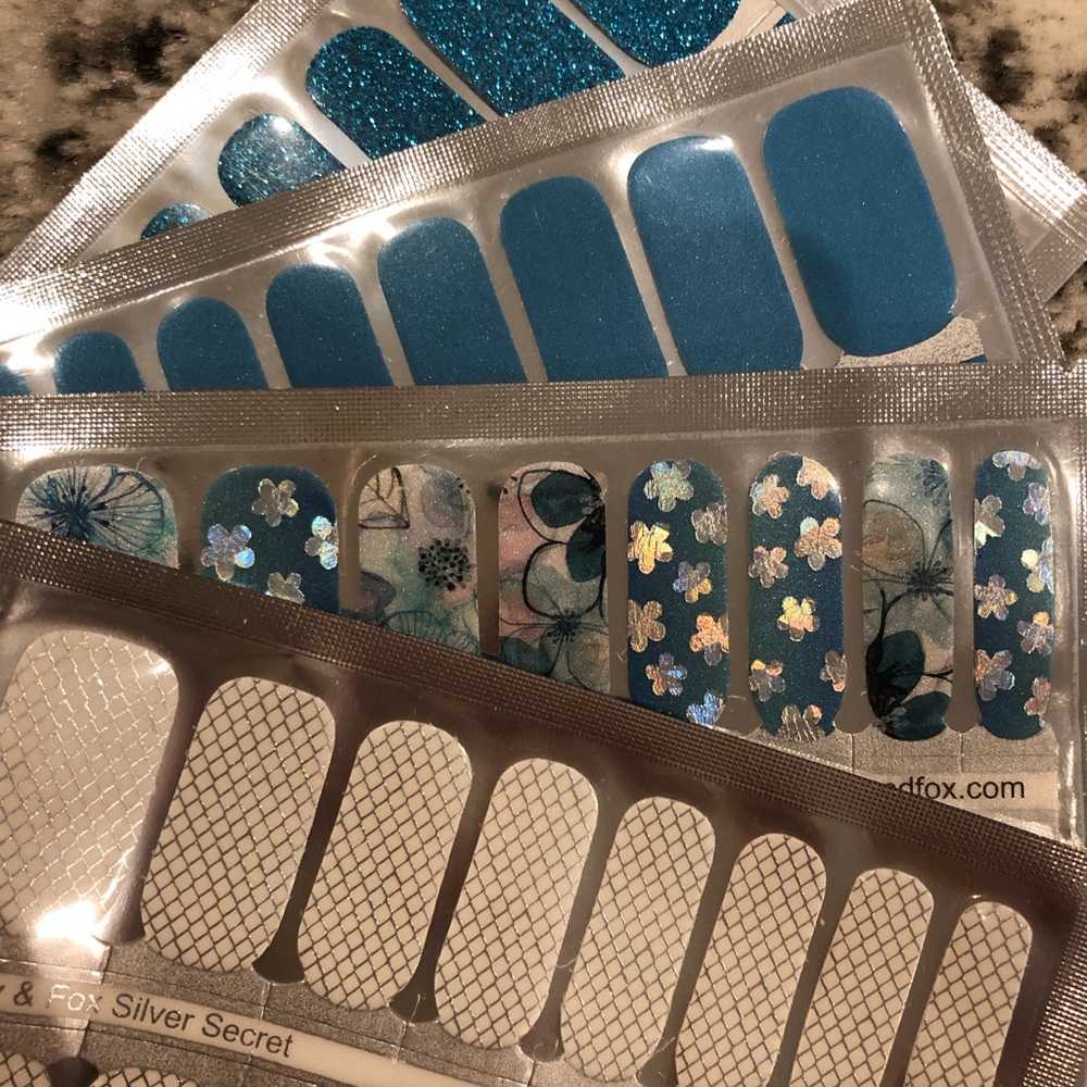 Lily and Fox Nail Wraps